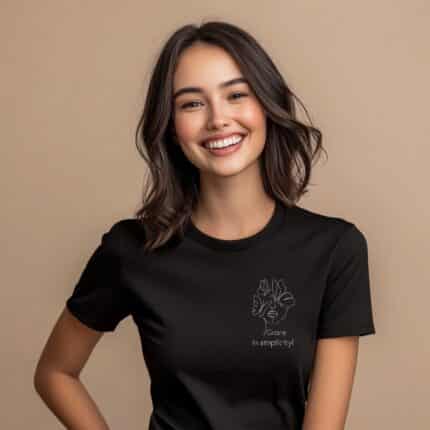 Дамска черни тениска Grace in Simplicity