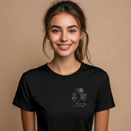Дамска черна тениска Dream Big, Live Simple.